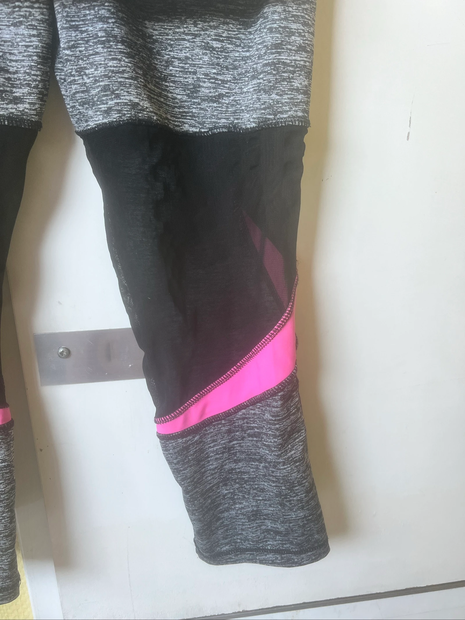 Grijze chiné en zwarte mesh sportlegging – photo 6